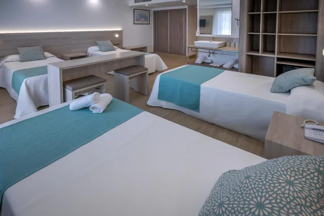 غرفة عائلية بثلاثة أسرّة، 4R Salou Park Resort II 2/4
