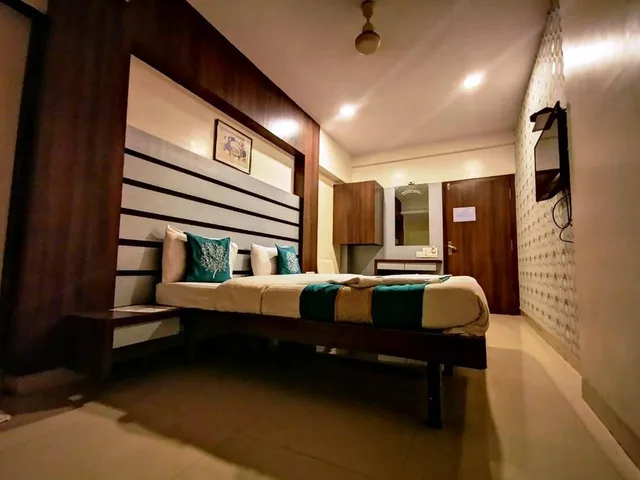 Super, Deluxe, Double Bed، SAI SHARAN STAY INN 2/2