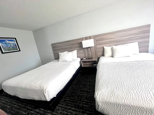 غرفة بسريرين كوين لذوي الإعاقة، Baymont By Wyndham Indianapolis South 2/10