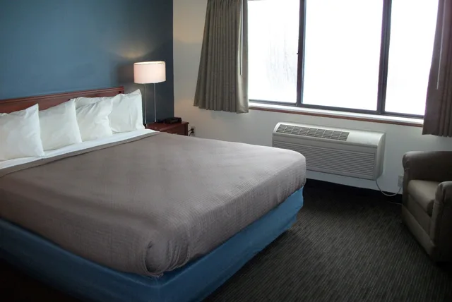 جناح بسرير كينج لذوي الإعاقة، Americinn By Wyndham Beulah 1/1