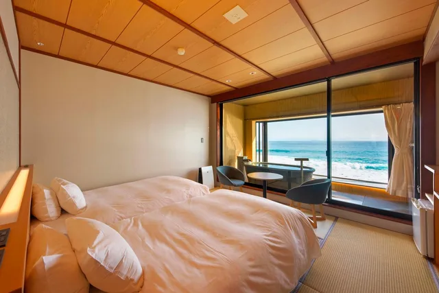 Room, Twin Beds, Sea View, Senoumi 1/2