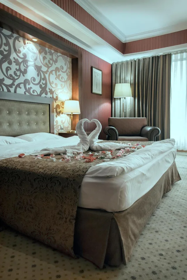 غرفة قياسية بسرير كوين بإطلالة على المدينة، Diplomat Hotel Business Center 1/1