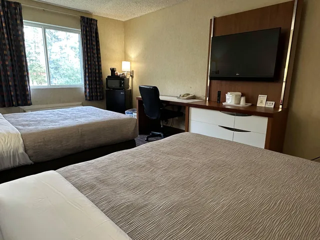 غرفة رباعية بسريرين مزدوجين، Quality Inn Near Toms River Corporate Park 8/10