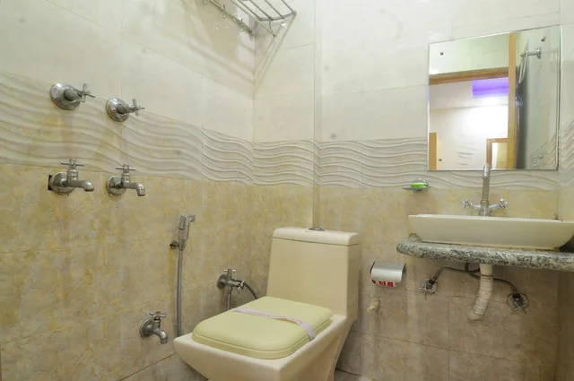 Super, Deluxe, Twin Beds, Check In Room RK Ashram 4/4