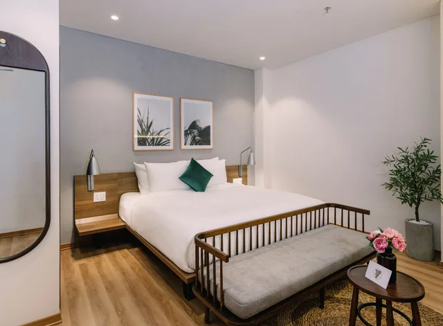 Superior, King Bed, No Window، The Glomad Da Nang Hotel - Hostel 3/4