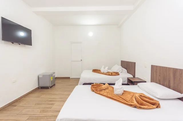 Standard, Quadruple, 2 Queen Beds, Hotel Dellhar Americano By Del Toro 2/5