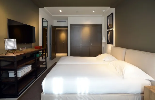 2 Bedrooms, Apartment, 4 Beds, 2 Bathrooms، Midtown Apartments 1/9