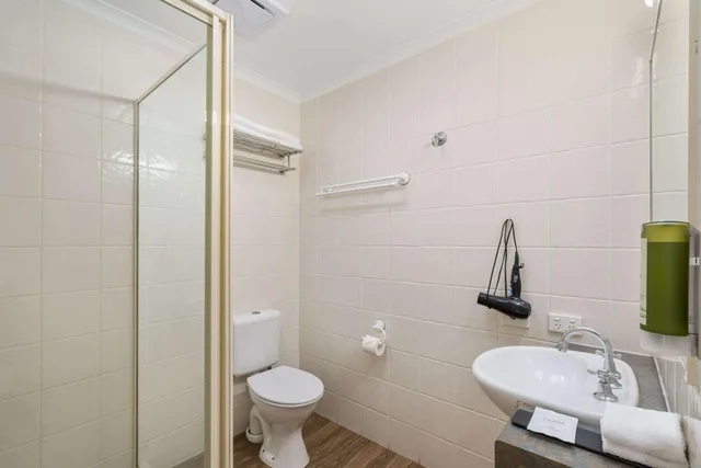 غرفة ديلوكس ثلاثية، Caboolture Central Motor Inn 6/8