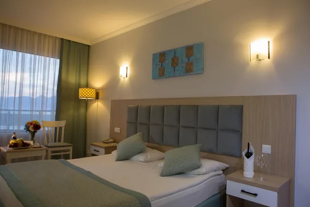 Standard, Single, Adonis Hotel 2/6