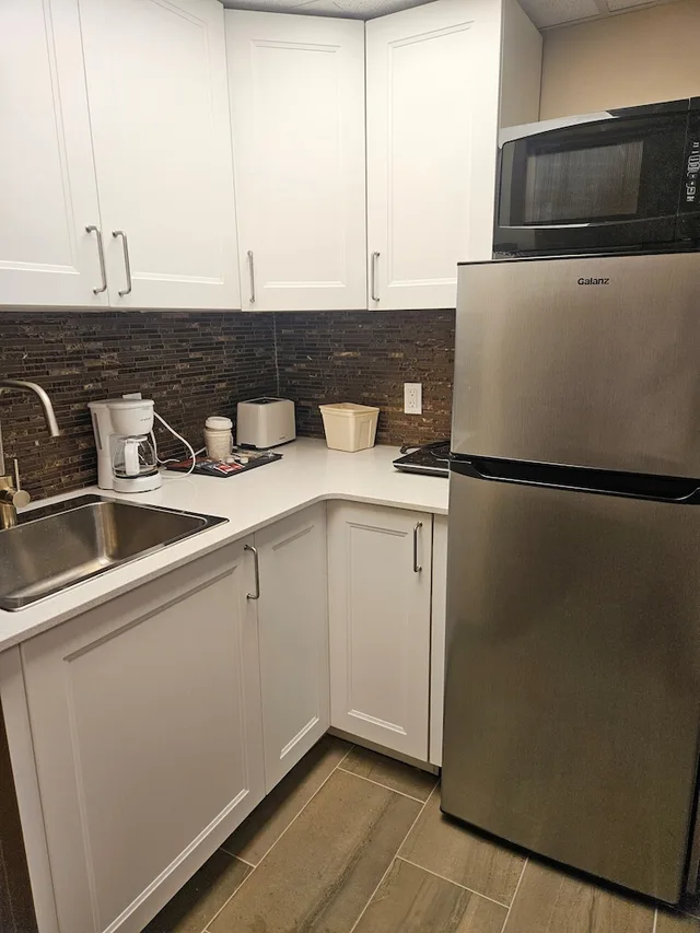 Efficiency, Suite, Twin Beds، Super 8 By Wyndham Spruce Grove 3/6