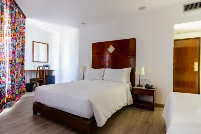 غرفة قياسية ثلاثية، Hotel AS Lisboa 2/6