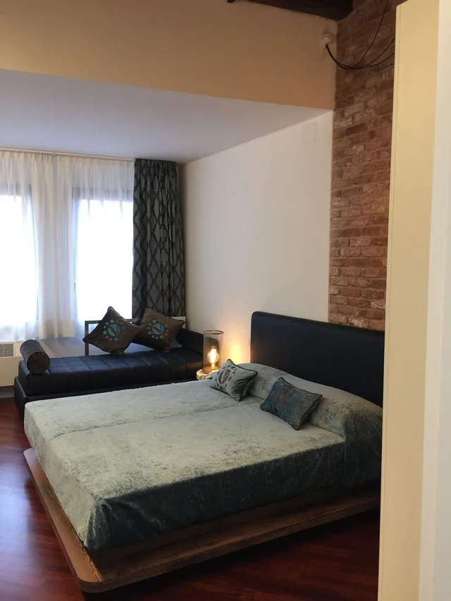 لوفت ديلوكس بسرير كينج وسريرين فرديين بإطلالة على المدينة، Hotel Vivit 1/5