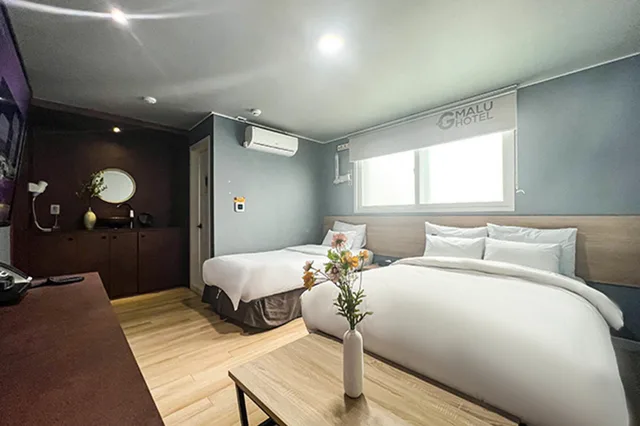 غرفة عائلية بسريرين منفصلين، Malu Hotel 2/3