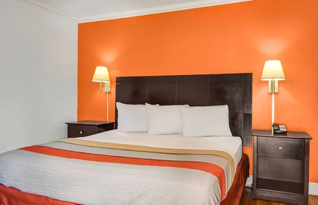 غرفة قياسية بسرير كينج، Motel6 Americus, GA 4/6