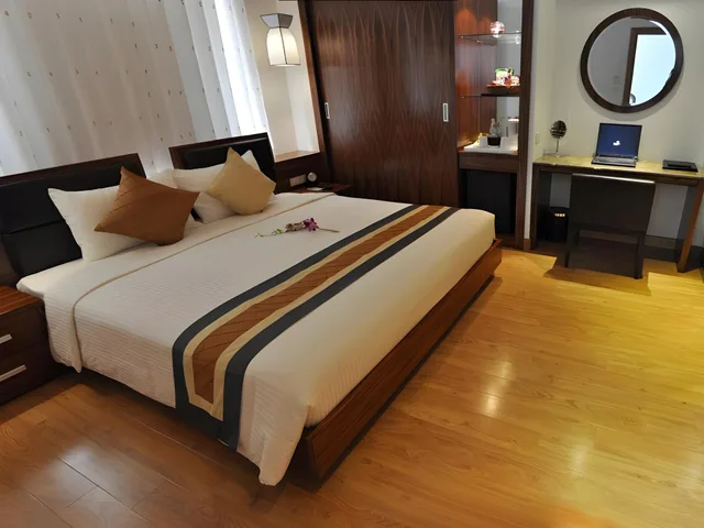 غرفة ديلوكس بسرير كينج، Hanoi Elite Hotel 1/2