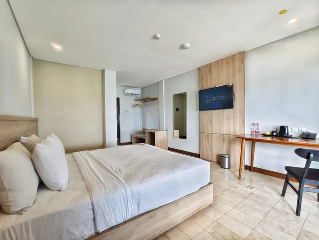 غرفة سوبيريور بإطلالة على البحر، The West Cove Hotel 1/3