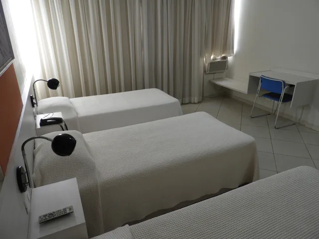 غرفة قياسية ثلاثية بثلاثة أسرّة، Binder Hotel Quality Inn 7/10