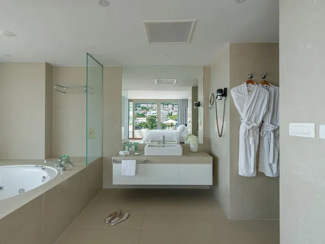 Executive, Suite, King Bed, Sea View, Balcony, Rixos Premium Dubrovnik 9/10