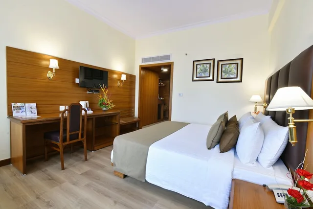غرفة ديلوكس بسريرين منفصلين، Peerless Inn Kolkata 4/10