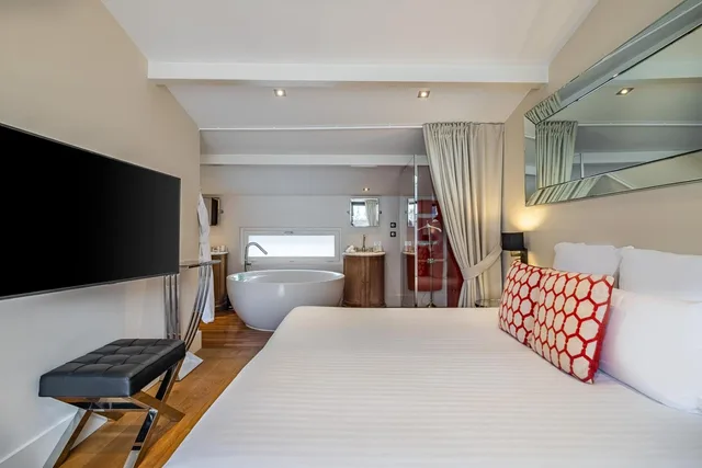 جناح بشرفة، Le Boutique Hotel & Spa 3/4