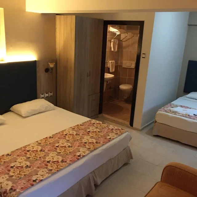 غرفة عائلية، Hamle Hotel 6/9