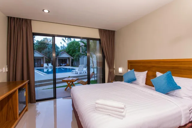 غرفة ديلوكس بسرير كينج، Light Khao Lak Resort 1/3