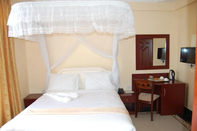 غرفة قياسية بسرير مزدوج، Lantana Hotel 7/10