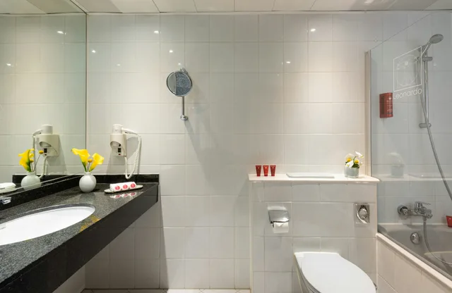 غرفة سوبيريور بسرير مزدوج، Leonardo Hotel Dusseldorf Airport Ratingen 4/4