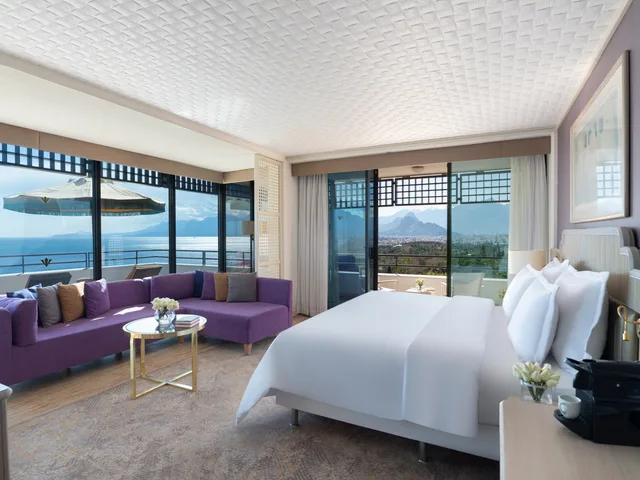 جناح ديلوكس بشرفة، Rixos Downtown Antalya 2/3