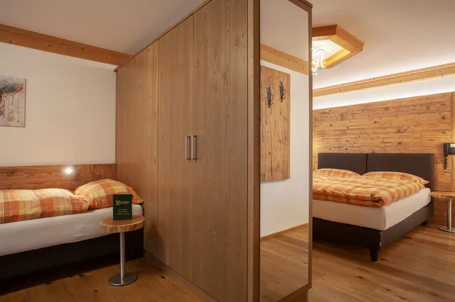 غرفة ثلاثية بثلاثة أسرّة، Hotel Jaegerhof 4/9