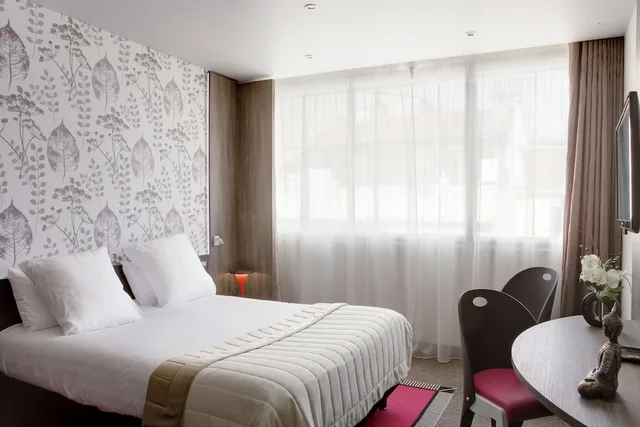 غرفة سوبيريور بسرير كوين بإطلالة على المدينة، Best Western Premier Patio Des Artistes 6/10