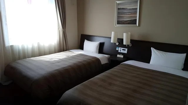 غرفة قياسية بسريرين منفصلين للمدخنين، Hotel Route-Inn Nabari 1/2