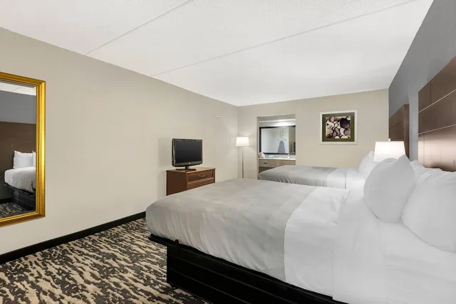 غرفة بسريرين مزدوجين، Quality Inn & Suites Easley - Greenville 1/6