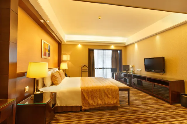 Suite, King Bed, Leeden Hotel Guangzhou 1/7