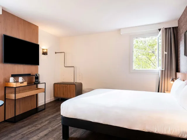 غرفة سوبيريور بسرير مزدوج لذوي الإعاقة، Ibis Styles Lyon Villeurbanne 1/8
