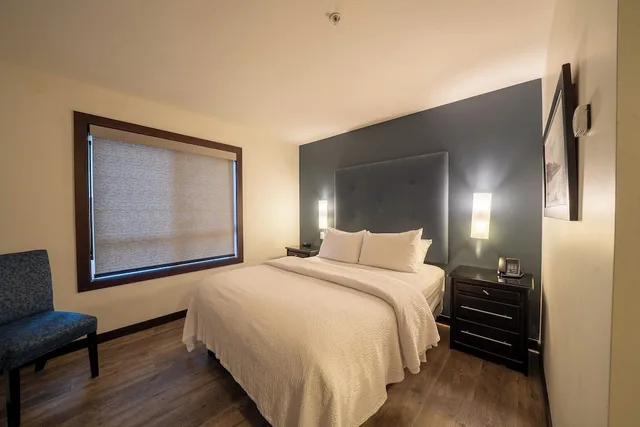 استوديو بسرير كوين، Sunrise Ridge Waterfront Resort 2/10