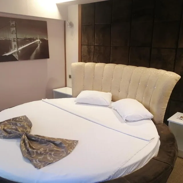 جناح، mostar hotel prestige 10/10