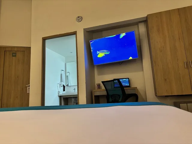 غرفة ديلوكس بسرير كينج بحوض جاكوزي، Hotel Boutique Laureles 8/10