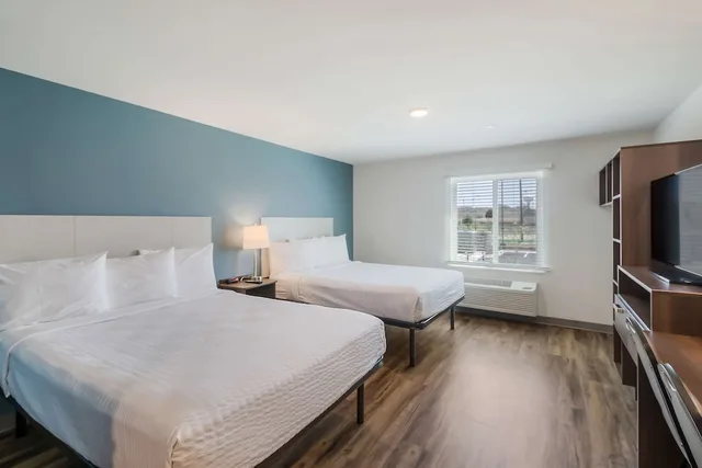 Basic, 2 Queen Beds, WoodSpring Suites Round Rock - Austin North 1/6