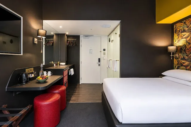 غرفة قياسية بسرير كوين، Signature Lux Hotel By Onomo Foreshore 6/10
