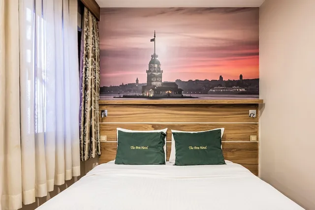 Economy, Double Bed, No Window، The Pera 7/10