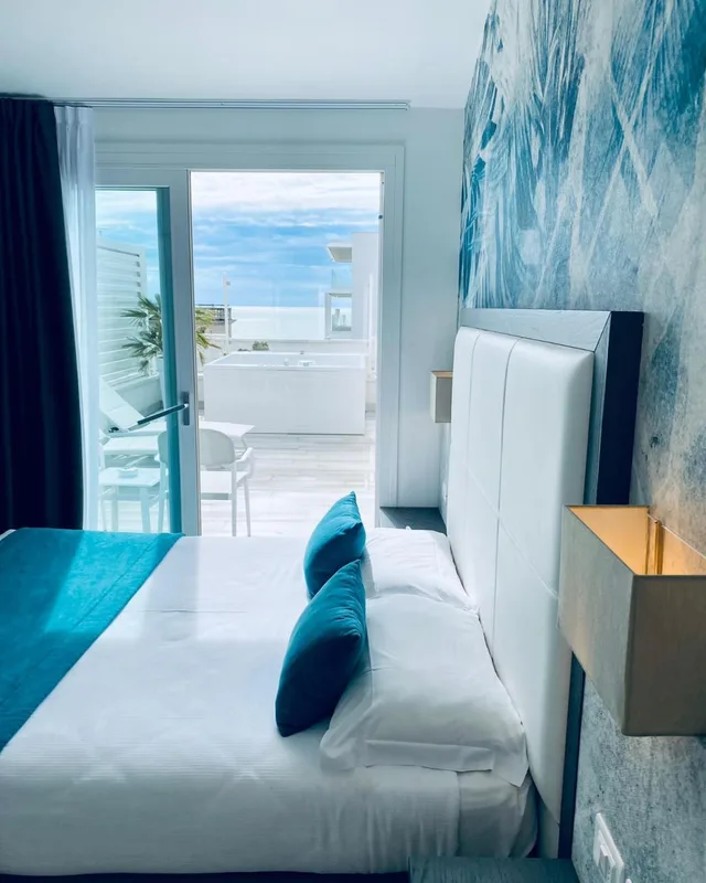 Deluxe, Double or Twin Bed, External Jetted Tub, Terrace، Hotel Greif 2/10