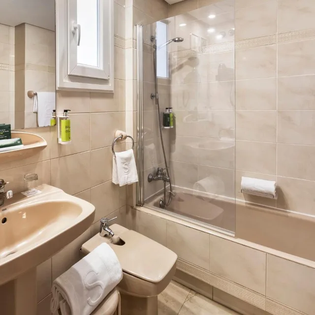 شقة، Sercotel Togumar 9/10