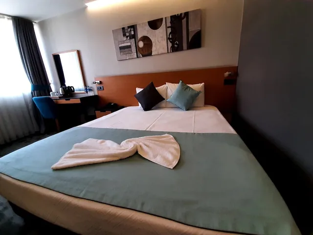 غرفة قياسية بسرير مزدوج، Sapko Airport Hotel 1/3