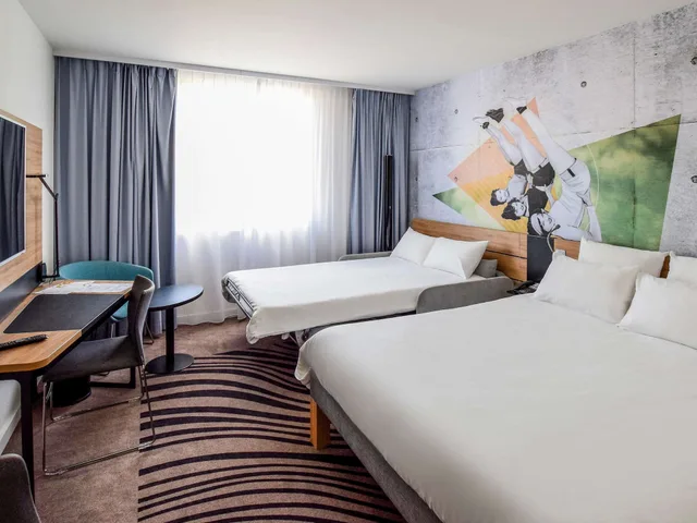 غرفة عائلية بسرير مزدوج مع أريكة، Novotel Szczecin Centrum 2/9