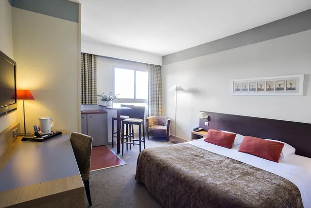 استوديو بسرير مزدوج بمطبخ صغير، Mercure Toulouse Aeroport Golf De Seilh 1/6