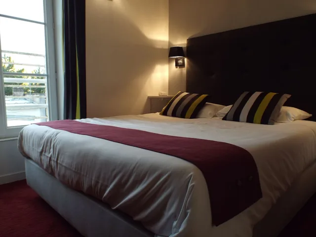 Family, Quadruple, 1 Double and 3 Single Beds، HOTEL SAINT MARTIN 3/8