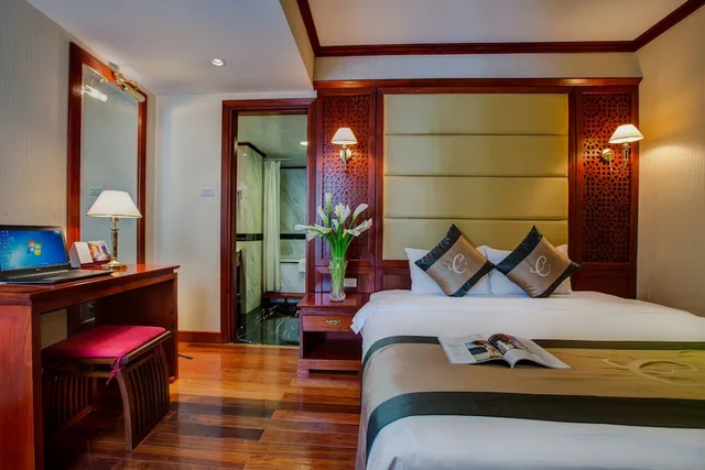 غرفة كلاسيكية بسرير مزدوج أو سريرين منفصلين بإطلالة على المدينة، Conifer Boutique Hotel 1/10