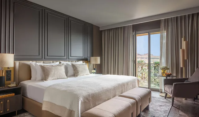 غرفة غراند بريميوم بسريرين منفصلين بإطلالة على البحر بشرفة، Anantara Plaza Nice Hotel 3/7