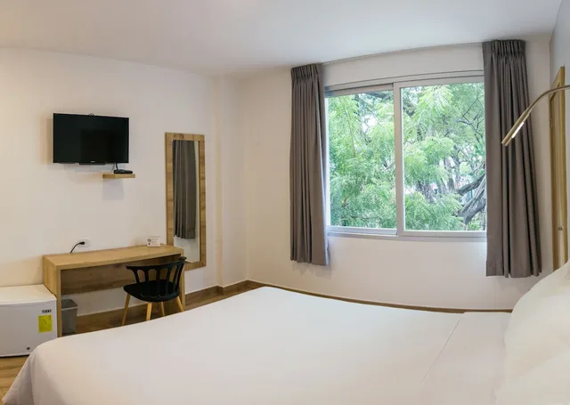 غرفة قياسية بسرير كوين، The Park Hotel 1/5
